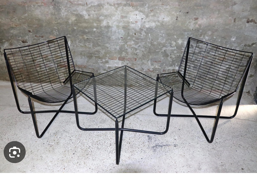 "Jarpen" wire lounge chair