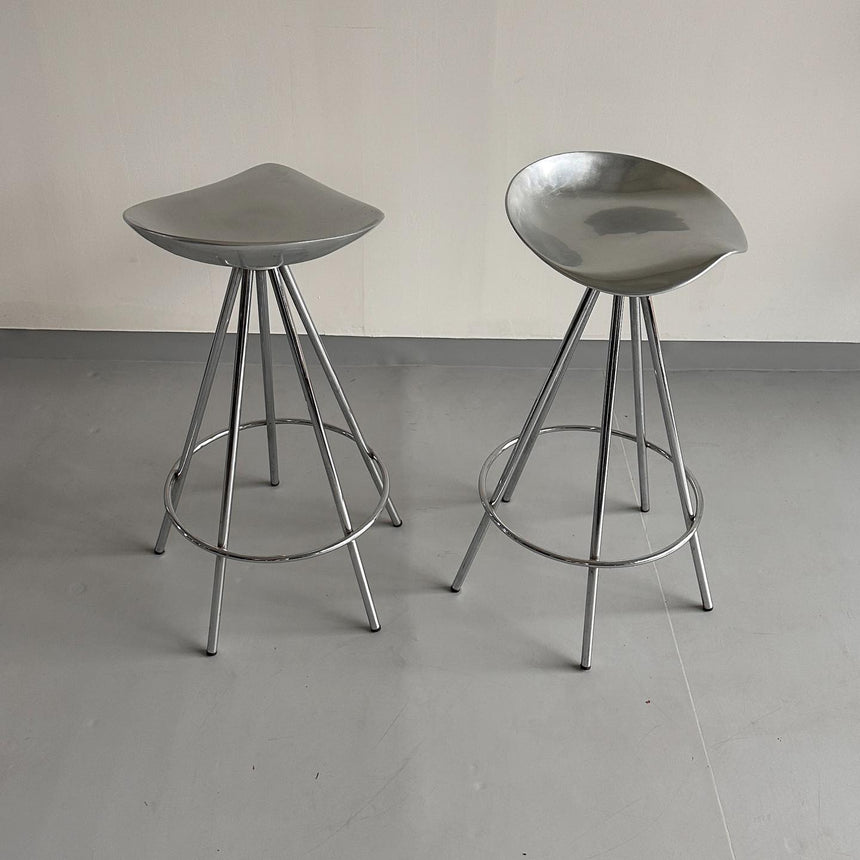 Knoll stool