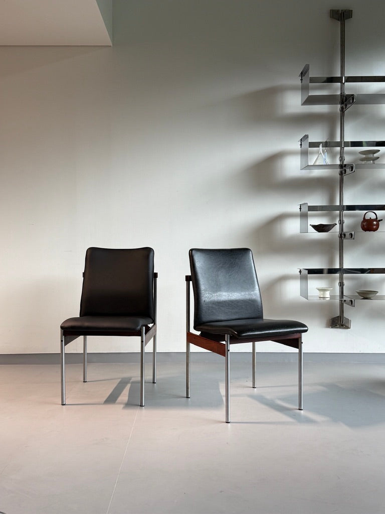 black Thersa chairs