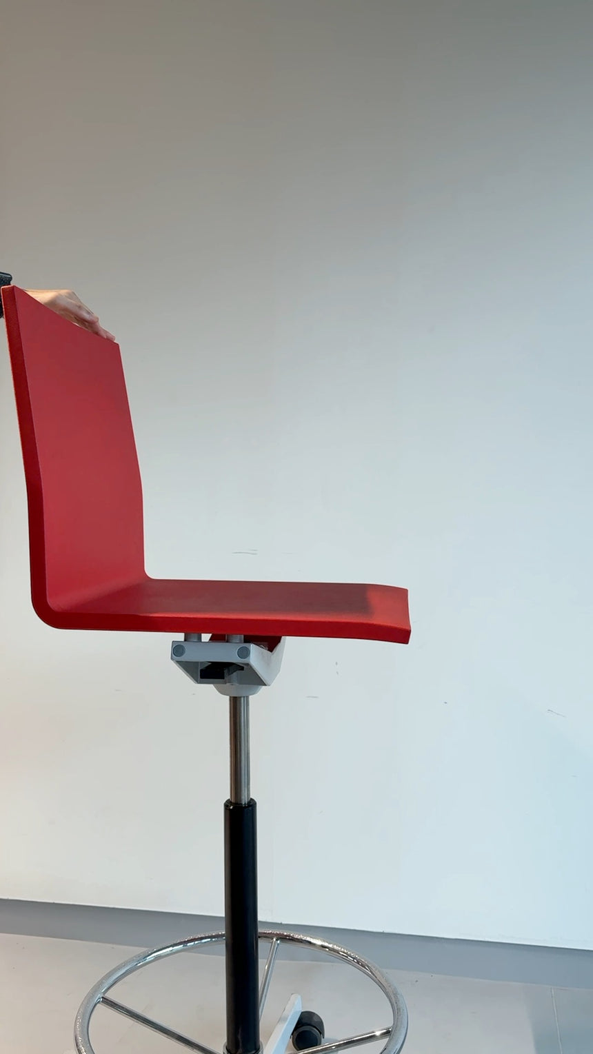 Vitra 04 스툴 바 의자