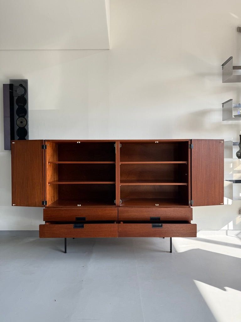 DU04 sideboard by Cees Braakman