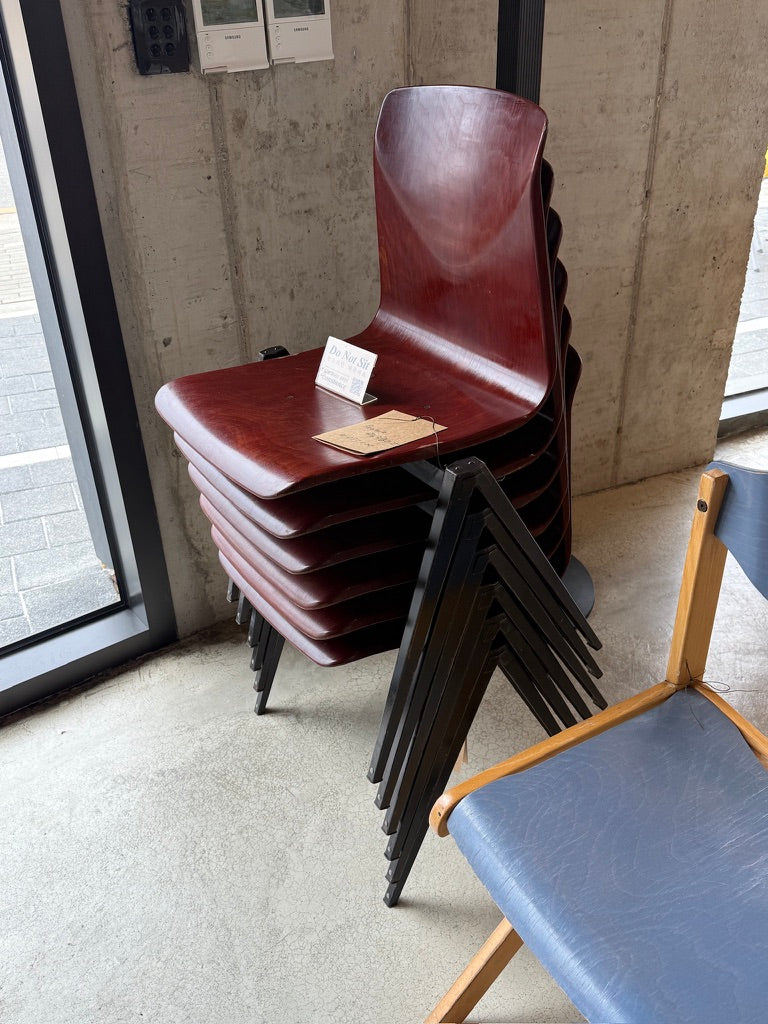 Pagholz Stacking Chairs