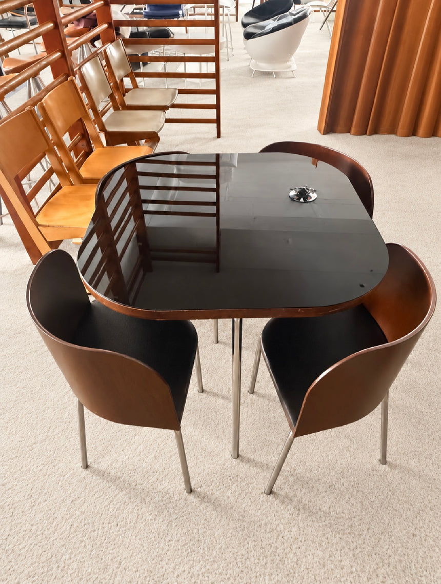 Fusion dining set