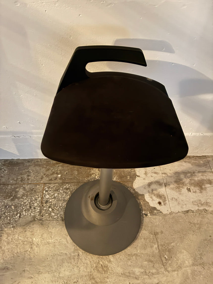 Muvman Sit-Stand Stool