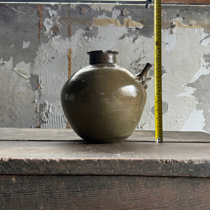 가야 토기 Gaya Pottery 30x28H cm