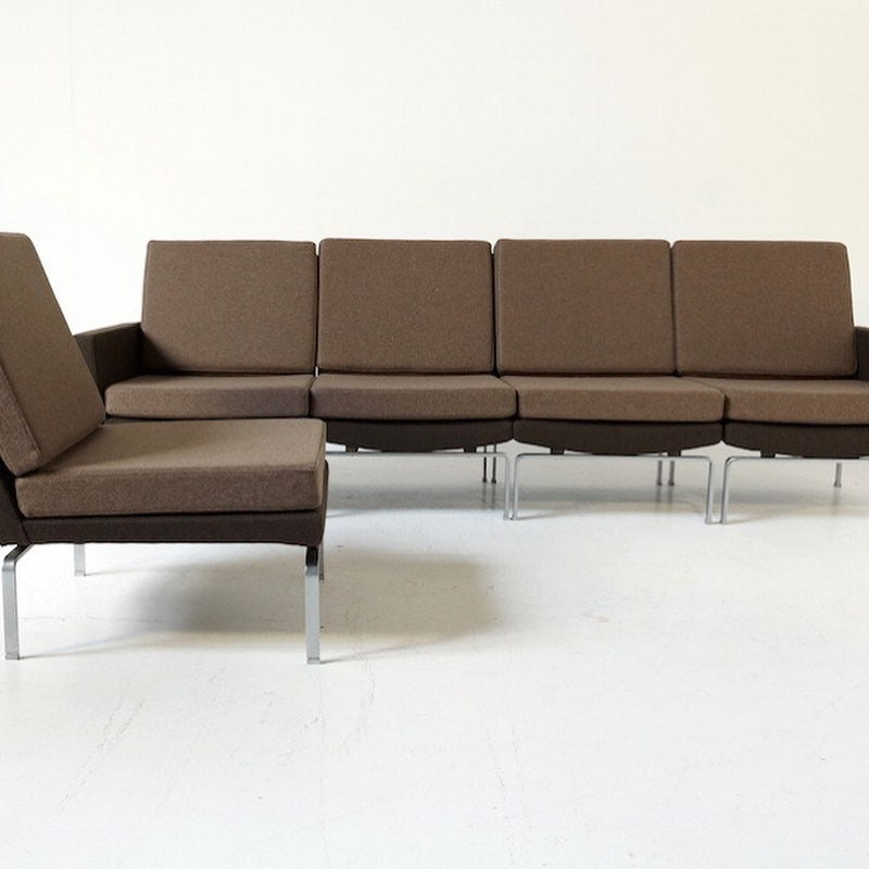 5 section sofa designed by Gigante