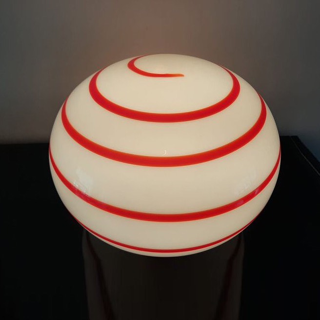 table lamp by Ilu Di Vetro