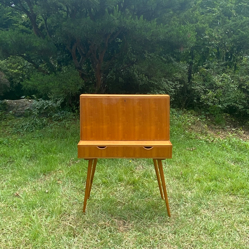 Secretary desk