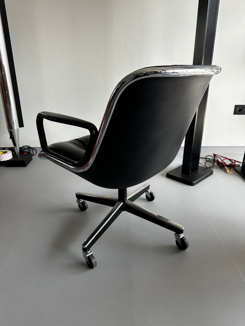 Knoll executive chair by Pollock